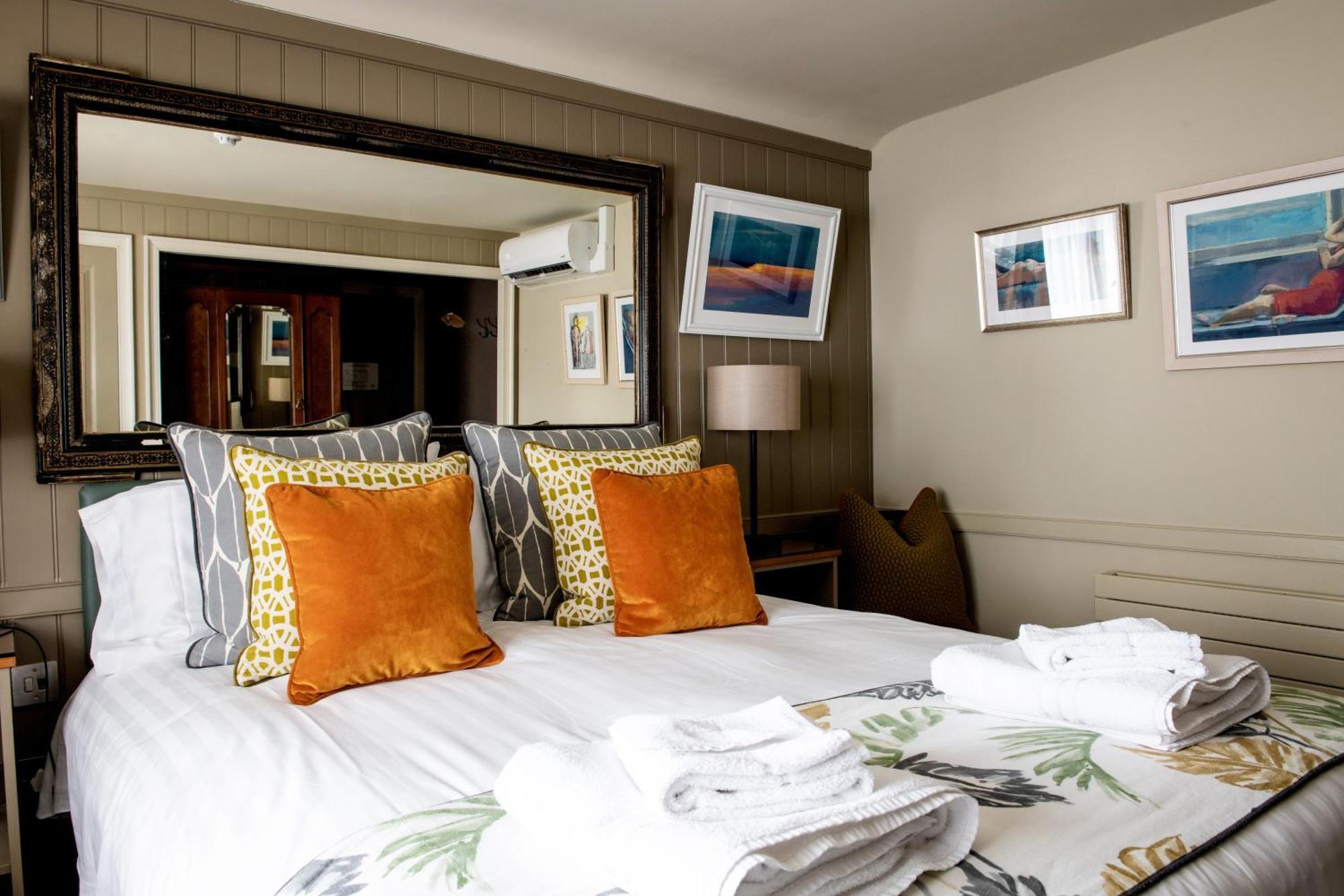 Hotel The Marquis Of Granby Alkham Exteriér fotografie
